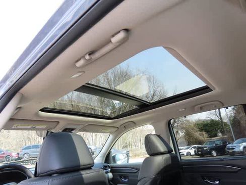 New 2026 Honda Pilot Touring image 18