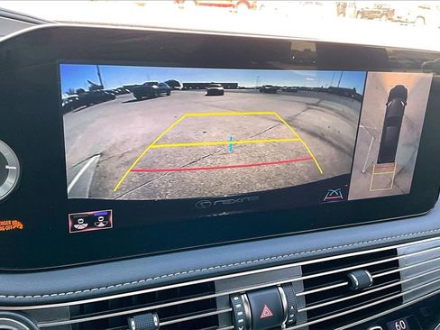 Used 2022 Lexus LS 500 image 23