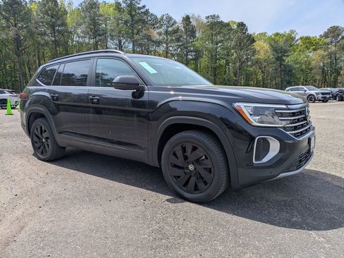 New 2026 Volkswagen Atlas SE AWD/4WD image 2
