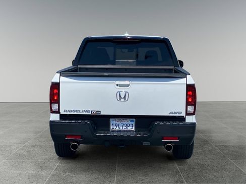 Used 2022 Honda Ridgeline Black Edition image 4
