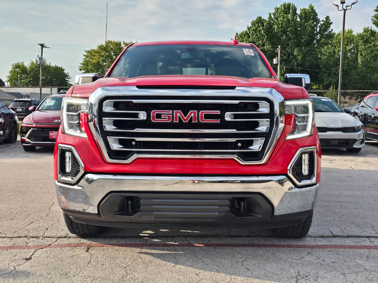Used 2021 GMC Sierra 1500 SLT AWD/4WD image 2