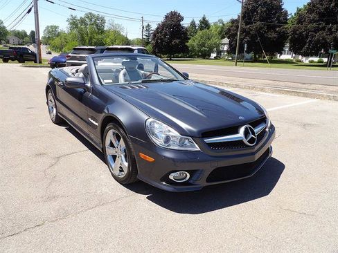 Used 2009 Mercedes-Benz SL 550 image 7