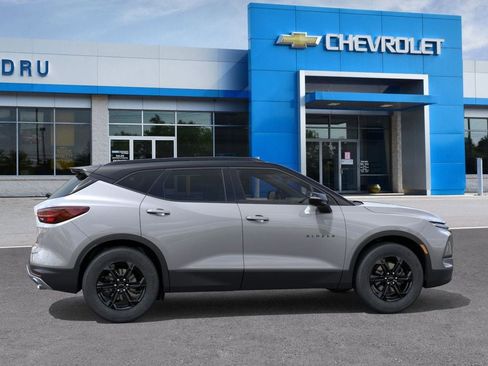 New 2025 Chevrolet Blazer LT w/ Midnight/Sport Edition image 5