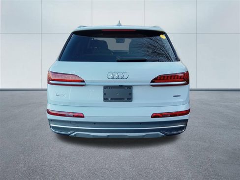 Used 2023 Audi Q7 3.0T Prestige image 4