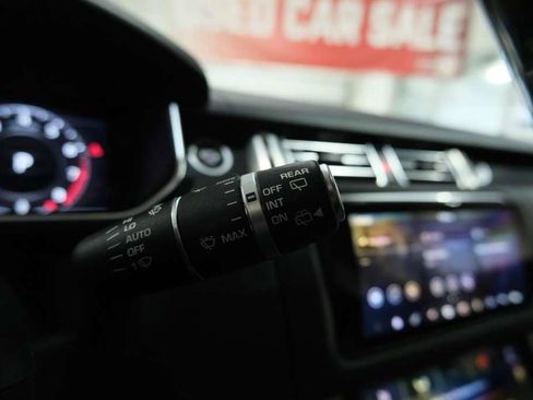 Used 2018 Land Rover Range Rover Supercharged AWD/4WD image 49