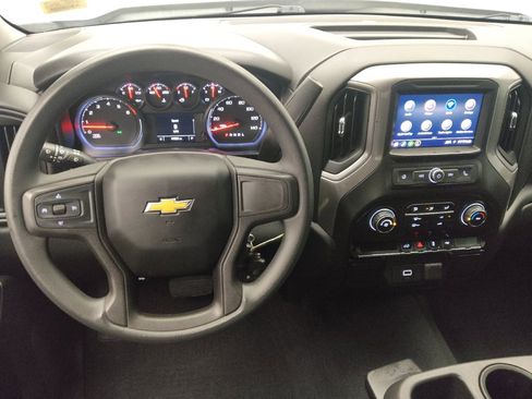 Used 2020 Chevrolet Silverado 1500 Custom w/ Custom Value Package RWD image 22