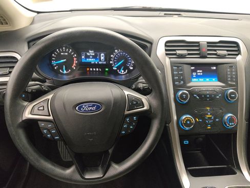 Used 2019 Ford Fusion S FWD image 22