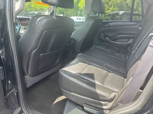 Used 2016 GMC Yukon SLT AWD/4WD image 25