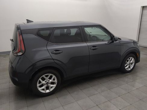 Used 2024 Kia Soul LX w/ Option Group 015 FWD image 10