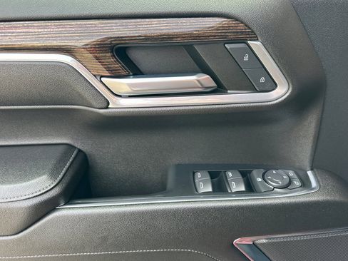 Certified 2023 GMC Sierra 1500 Elevation image 11