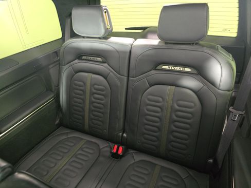 Used 2024 Rivian R1S Adventure AWD/4WD image 22