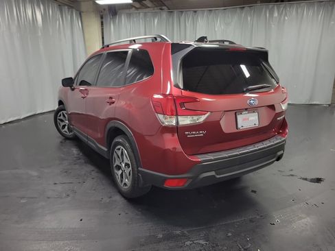 Used 2024 Subaru Forester Premium AWD/4WD image 6
