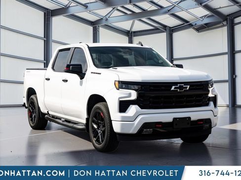 Used 2023 Chevrolet Silverado 1500 RST w/ Redline Edition AWD/4WD image 24