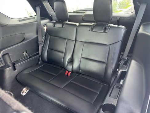 Used 2020 Ford Explorer XLT w/ Equipment Group 202A AWD/4WD image 12