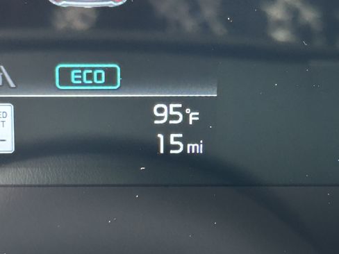 New 2025 Kia Niro EX Touring image 31