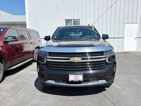 Used 2021 Chevrolet Tahoe LT w/ LT Signature Plus Package image 2