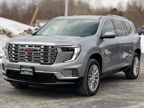 Used 2025 GMC Acadia Denali image 1