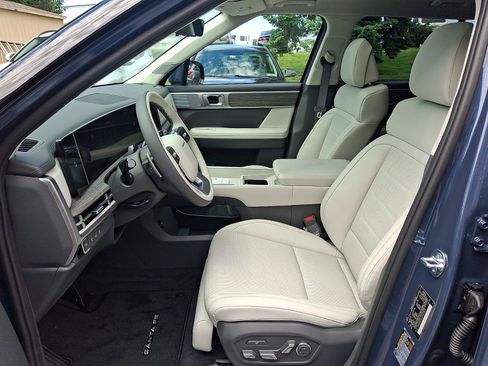 New 2026 Hyundai Santa Fe Calligraphy AWD/4WD image 9