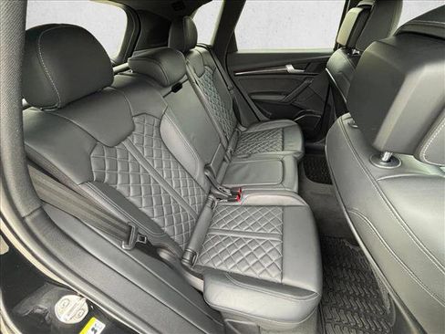 Used 2021 Audi SQ5 Prestige w/ Prestige Package image 21