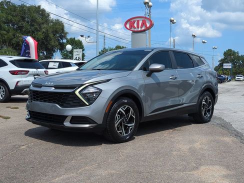 Certified 2023 Kia Sportage LX FWD image 1