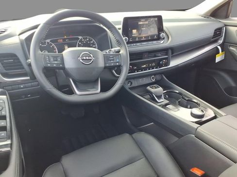 New 2026 Nissan Rogue Dark Armor image 6