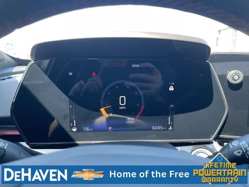 Used 2026 Chevrolet Trax RS w/ Sunroof Package FWD image 12