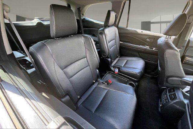 Used 2022 Honda Pilot Elite image 24
