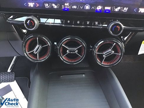 Used 2024 Chevrolet Blazer EV RS image 37