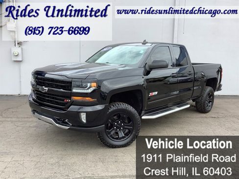 Used 2017 Chevrolet Silverado 1500 LT w/ Midnight Edition AWD/4WD image 2