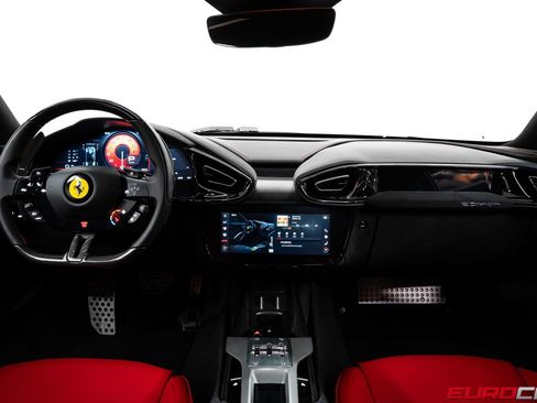 Used 2025 Ferrari 12Cilindri RWD image 26