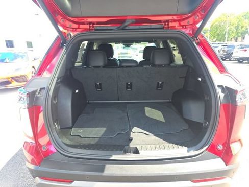 Used 2025 Chevrolet Equinox LT w/ Convenience Package II AWD/4WD image 28