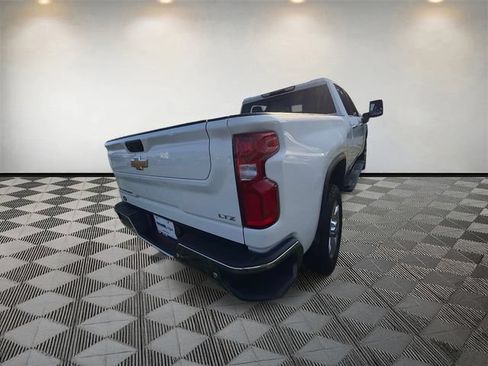 Used 2022 Chevrolet Silverado 3500 LTZ w/ LTZ Plus Package AWD/4WD image 7
