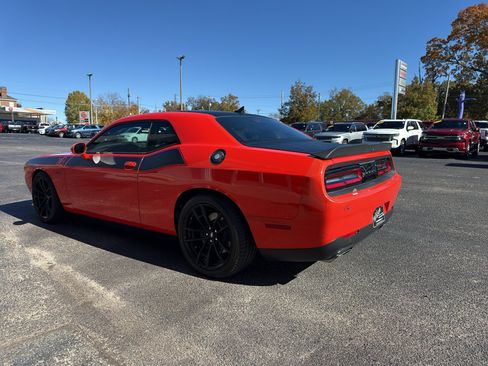Used 2017 Dodge Challenger T/A image 6