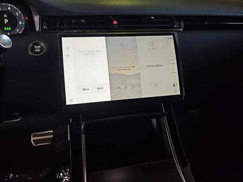 New 2025 Land Rover Range Rover Evoque Dynamic SE image 13