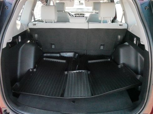 Certified 2018 Honda CR-V LX image 18