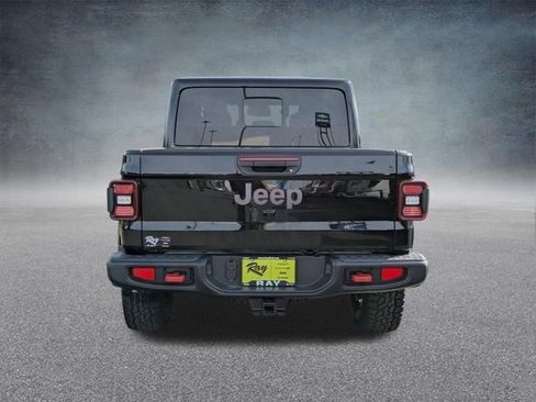 New 2026 Jeep Gladiator Rubicon w/ Steel Power Dome Hood Package AWD/4WD image 5