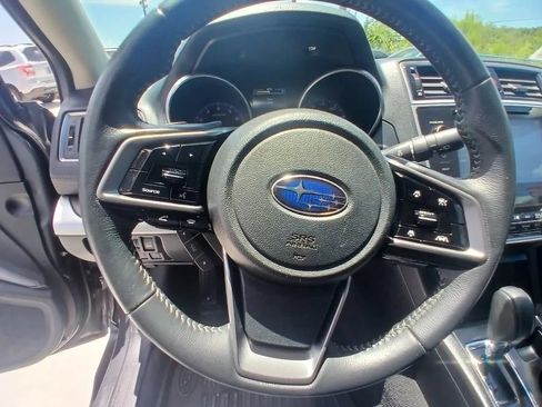 Used 2018 Subaru Outback 2.5i Limited AWD/4WD image 25