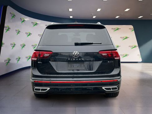 Used 2024 Volkswagen Tiguan SEL R-Line image 7