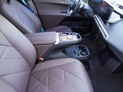 Certified 2023 BMW iX xDrive50 w/ Premium Package image 12