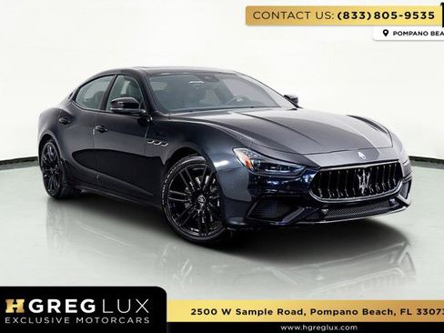 Used 2022 Maserati Ghibli Modena image 1
