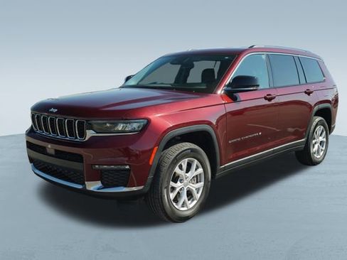 Used 2022 Jeep Grand Cherokee L Limited image 3