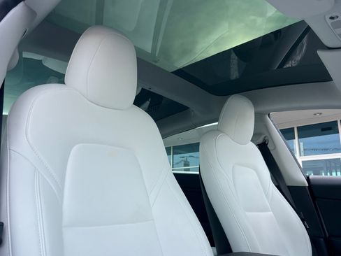 Used 2023 Tesla Model 3 Long Range image 16