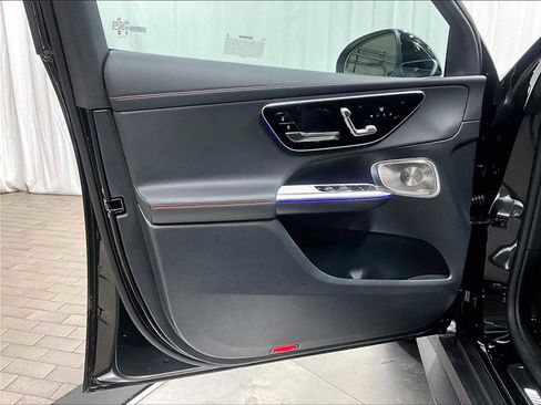 Used 2025 Mercedes-Benz GLC 43 AMG 4MATIC Coupe image 25