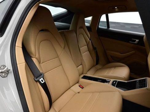 Certified 2023 Porsche Panamera 4S AWD/4WD image 17