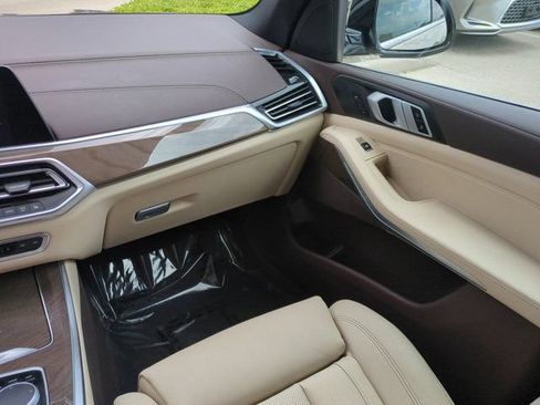 Used 2019 BMW X5 xDrive40i w/ Premium Package 2 AWD/4WD image 15