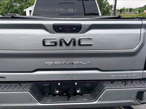 Used 2025 GMC Sierra 3500 Denali w/ Denali Reserve Package AWD/4WD image 27
