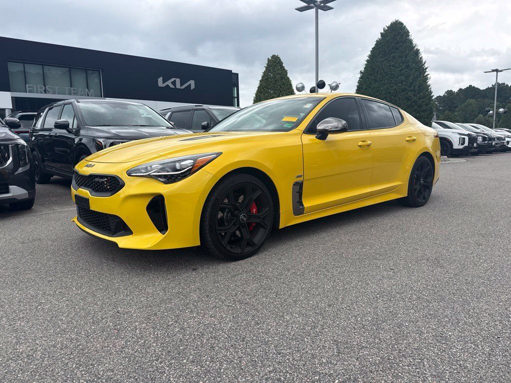 Used 2018 Kia Stinger GT AWD/4WD image 2