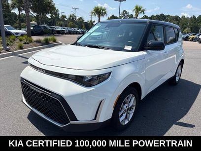 Certified 2025 Kia Soul S