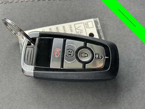 Used 2025 Ford Bronco Badlands w/ Sasquatch Package AWD/4WD image 28