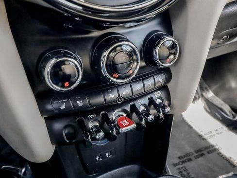 Used 2019 MINI Cooper S image 9